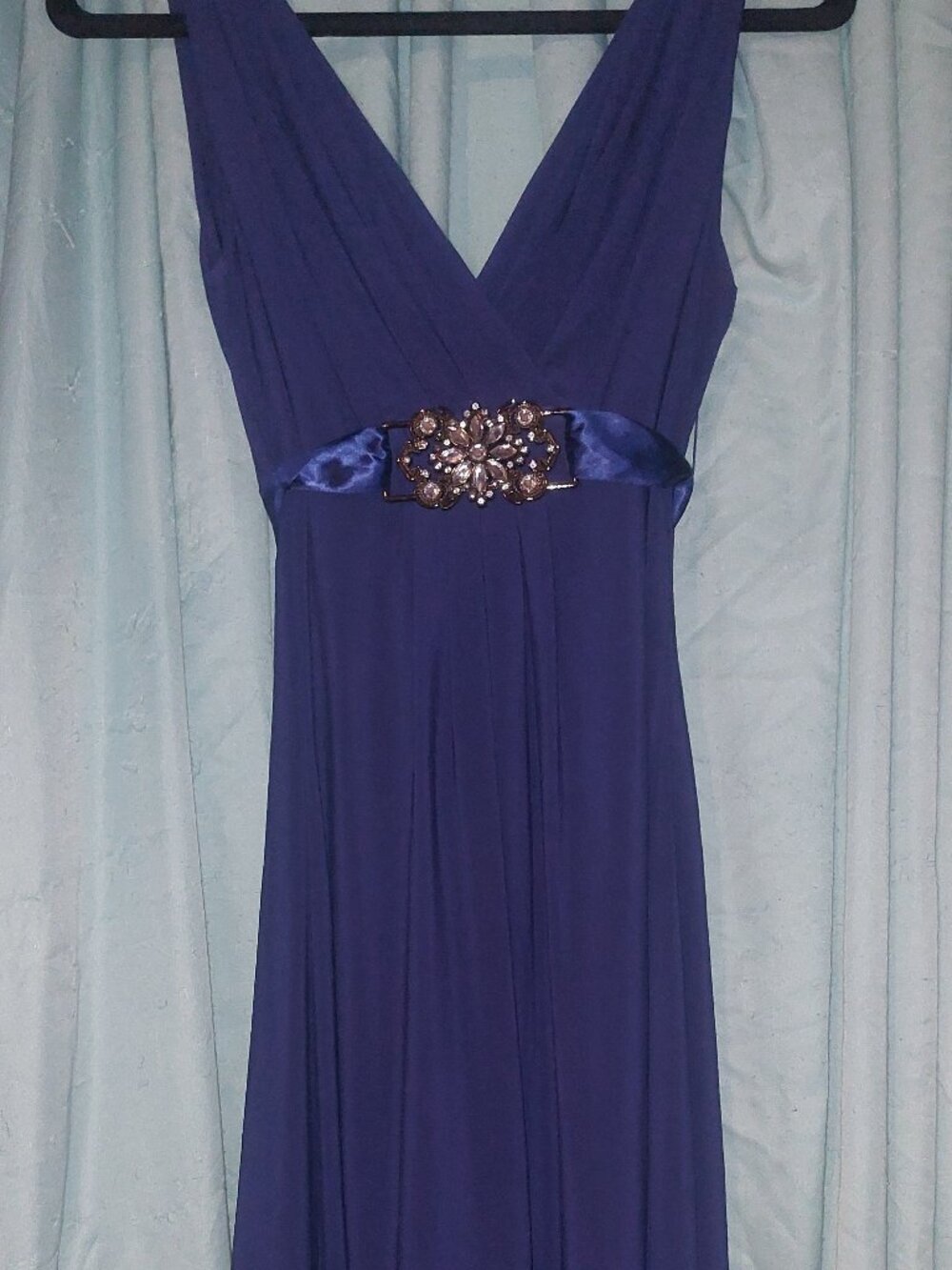 Scarlett Nite Sleeveless V-Neck Midi Dress Size 6